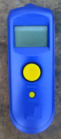 Infrared Thermometer. Temperature measurment range -27°F to 428°F (-33°C to 220°C)